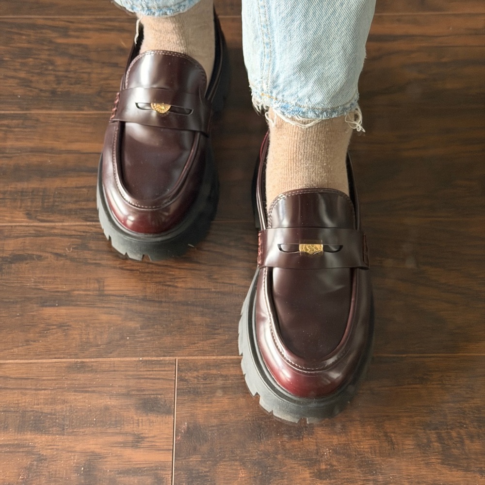 Zara Women's Burgundy Loafers